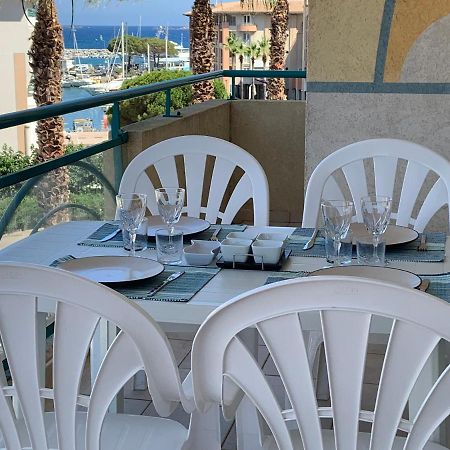 Port Frejus - Le Romanee - Appartement Vue Mer - 2 Chambres Bagian luar foto