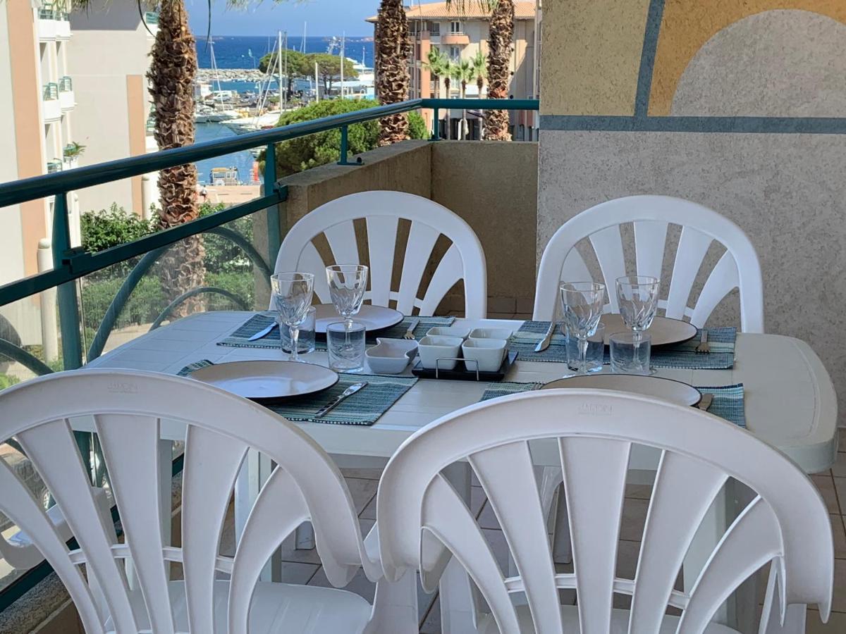 Port Frejus - Le Romanee - Appartement Vue Mer - 2 Chambres Bagian luar foto
